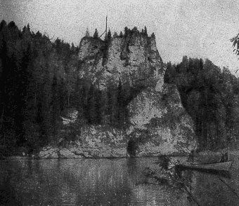 Рис. 7. Скалы Мисюряйского плёса на реке Унье